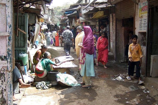 Full Day Mumbai Sightseeing Tour with Dharavi Slum - Gateway of India and the Chhatrapati Shivaji Terminus area