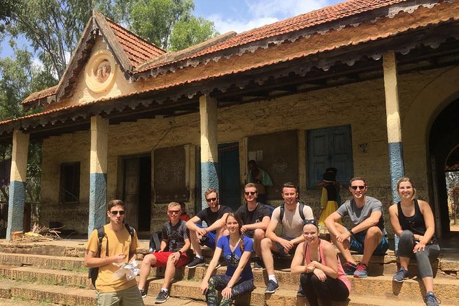 Full-Day Nandi Hills Countryside Tour by Bike - Shree Bhoga Nandishwara Temple: a stop with dynasties in the walls