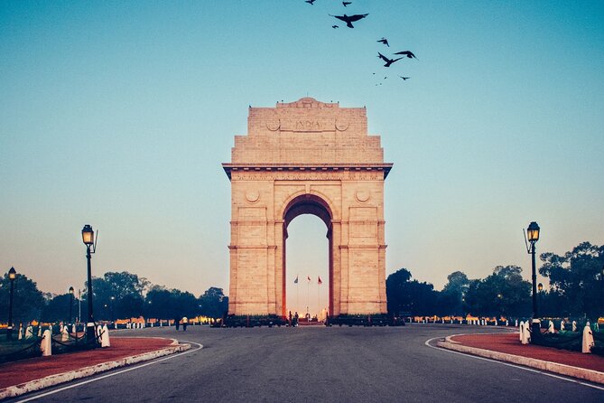 Full Day Old and New Delhi City Tour - How pickup and a private car make Delhi feel manageable