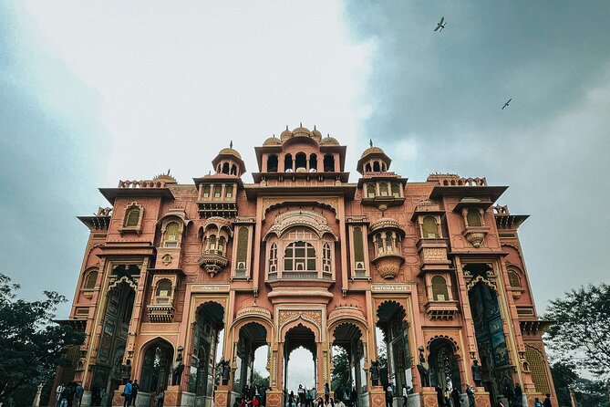 Full Day Old City Private Tour with Local Market visit in Jaipur - Entry tickets, guides, and how to keep the day from costing more than you expect