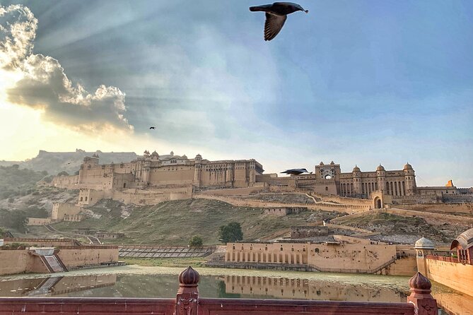 Full Day Old City Private Tour with Local Market visit in Jaipur - Amber Palace: massive views and architecture you can feel