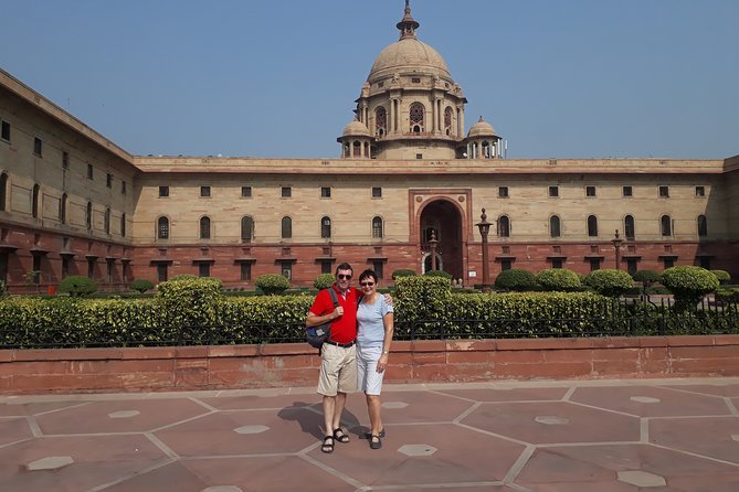 Full Day Old & New Delhi City Tour - Red Fort and the New Delhi landmarks: scale, power, and paperwork