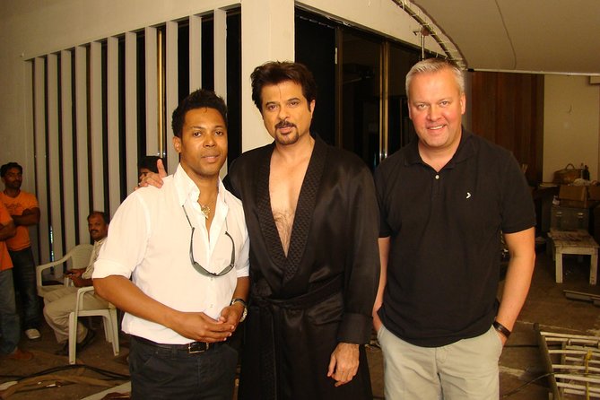 Full-Day Private Slum and Bollywood Tour with DANCE. - Dharavi walking tour: work, houses, and places of worship
