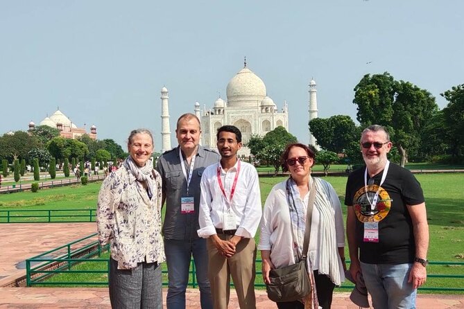 Full Day Private Taj Mahal Tour by Superfast Train from Delhi - Taj Mahal with a guide and golf cart support