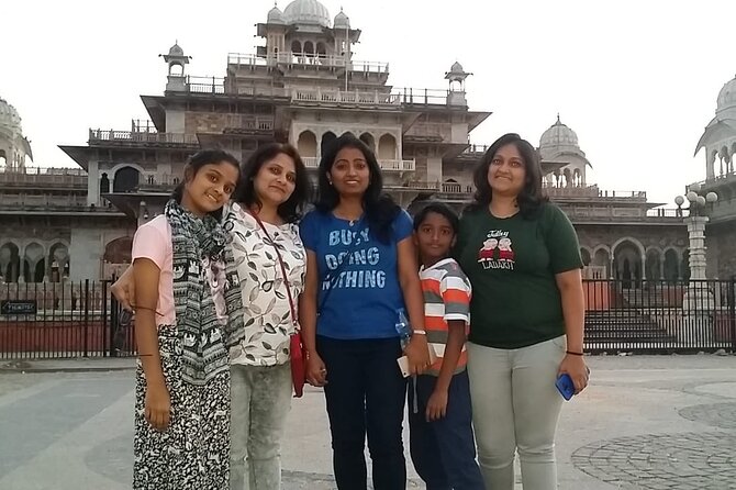 Full Day Private Tour of Jaipur : Sightseeing tour - Start at 9:00 AM and let the car handle the hard part