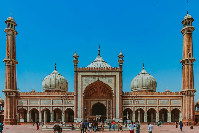 Full Day Private Tour Of Old & New Delhi - How the day flows: Old Delhi to New Delhi in about 8 hours