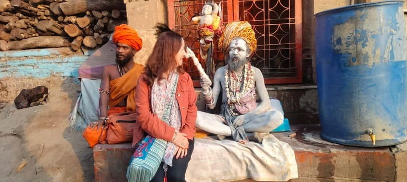 Full-day private Varanasi tour with AC car, boat & Sarnath - Durga Mandir, silk weaving lessons, and a detour into craft and symbolism