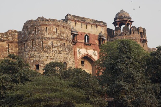 Full-Day Tour of Offbeat Old and New Delhi with Hotel Pick Up - Highlights that matter on a Delhi day
