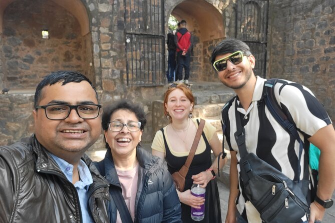 Full-Day Tour of Offbeat Old and New Delhi with Hotel Pick Up - Mehrauli Archaeological Park and the free Qutub Minar sightlines