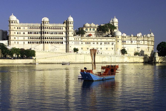 Full-Day Udaipur Sightseeing Private Tour with optional Guide - City Palace plus the Crystal Gallery: where the day starts strong