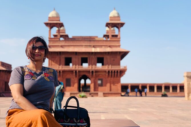 Glories of the Past-3 Day Tour to Delhi Agra Fatehpur-Taj & More - Day 1 in Delhi: Gurudwara Bangla Sahib to Qutub Minar