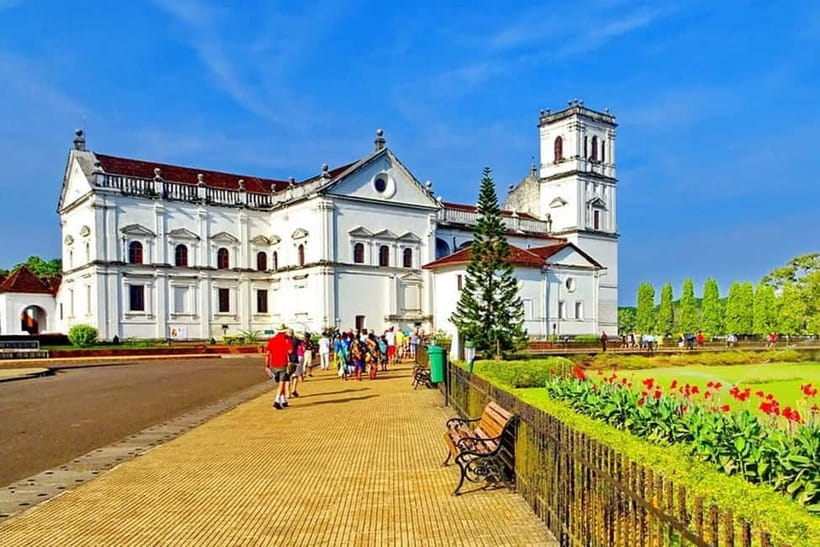 Goa Shore Excursions: Highlights of Goa - Hindu worship at Shri Mangueshi Temple