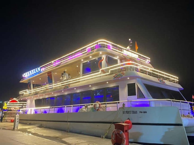 Goa: Triple Deck Family Dinner Cruise and Performances - Middle deck buffet dinner: unlimited food with both veg and non-veg