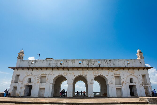 Golconda Heritage Half Day Guided Private Tour - Golconda Fort: Mud Walls, Granite Stones, and Diamond Lore