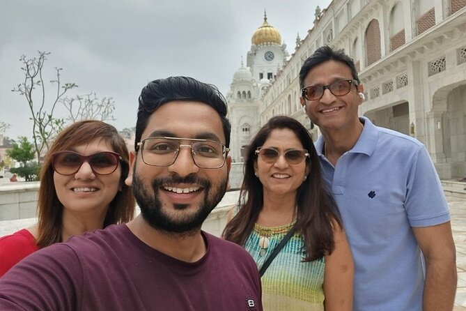 Golden Temple and Jallianwala Bagh Guided Tour - Two contrasts in one guided path through Amritsar