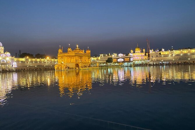 Golden Temple Night Ceremony and Light Visit Tour with Pick-Drop - The guide can make or break the night