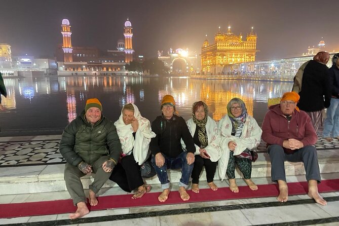Golden Temple Night Ceremony and Light Visit Tour with Pick-Drop - The ceremony timing: what you should expect around 9:30 pm