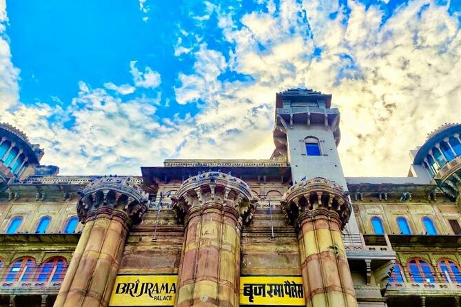 Guide francophone à varanasi - Rakesh - Stop 6, Pita Maheshwar Mahadev Temple and the Kashi Khand Shivling
