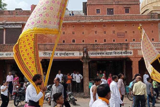 Guided Morning E-Rickshaw Ride with Food Tasting at Jaipur - Thatheron ka rasta: watch brass utensil making without machines