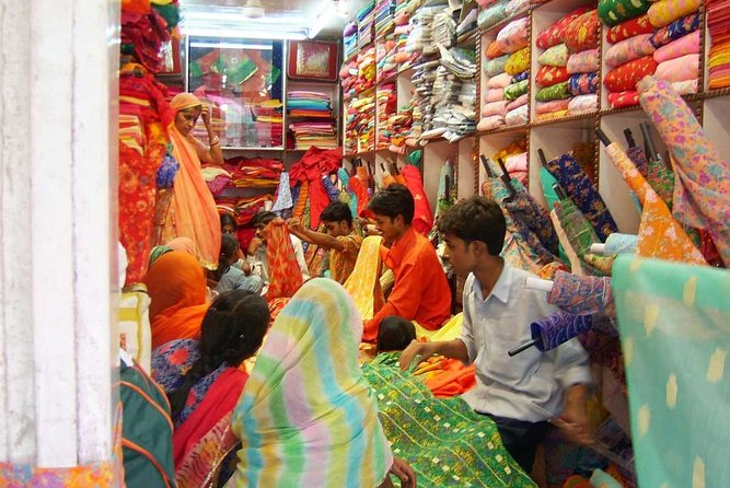 Half Day Delhi Shopping Tour With Shopping Consultant - Pickup, Timing, and What the 6 Hours Feels Like