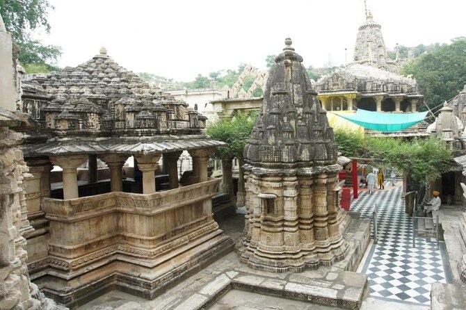Half-Day Eklingji & Nagda Temple Tour by Tuk-Tuk or Car - Pickup, tuk-tuk vs car, and the 4 to 5 hour schedule