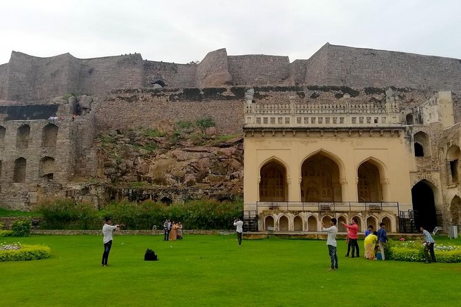 Half day Hyderabad tour to Golkonda fort & Qutub Shahi tombs in private car - Why Golconda and Qutb Shahi Tombs Fit Together So Well