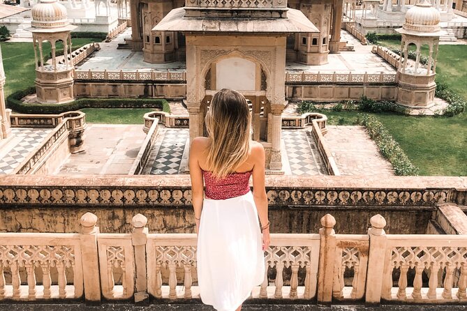 Half-Day Jaipur Sightseeing Tour with Guide Option - Panna Meena ka Kund: a calm stepwell for symmetry shots