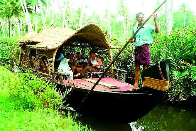 Half Day Village Backwater Eco Country Boat Cruise :Group Tour from Fort Cochin - The drive to Vaikom: where the day really starts