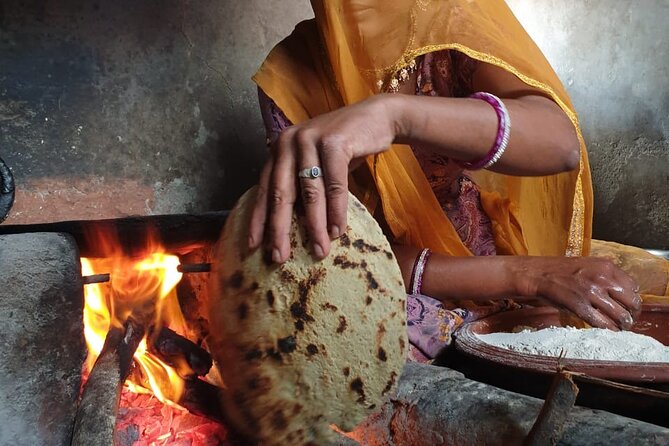 Half Day Village Safari - Lunch with a local family, chai, and unlimited bottled water