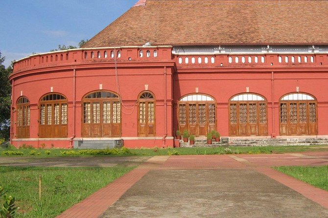 Heritage & Cultural Walk of Trivandrum 2 Hour Guided Walking Tour - Kanakakunnu Palace flag: your first landmark and instant orientation