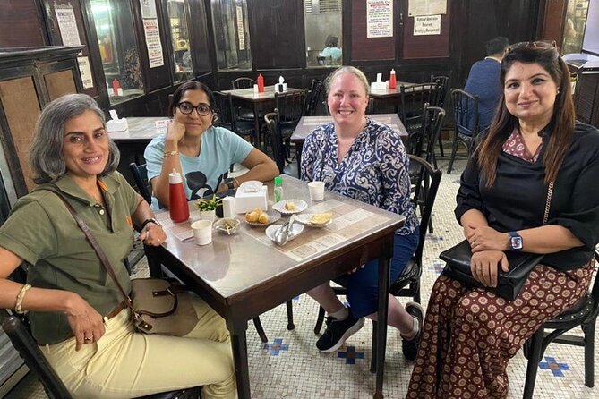 Highlights of South Mumbai Guided Private Tour in AC Vehicle - Flora Fountain and Kala Ghoda: from landmark geometry to an arts district mood