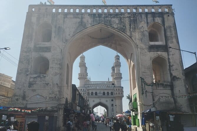 Hyderabad: A Private Full-Day Guided City Tour with Ethnic Lunch - Chowmahalla Palace: royalty-era halls and a fast 1-hour window