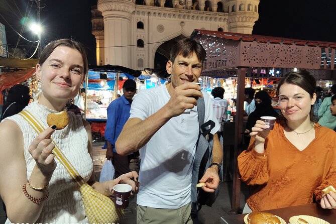 Hyderabad : Evening Street Food Tasting with Guided Old City Tour - Mir Alam Mandi Veg Market: seeing trade, not just eating