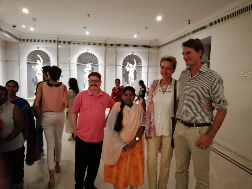 Hyderabad: Full-Day Private Tour with Lunch - Guide Service and Transport: How This Private Format Feels