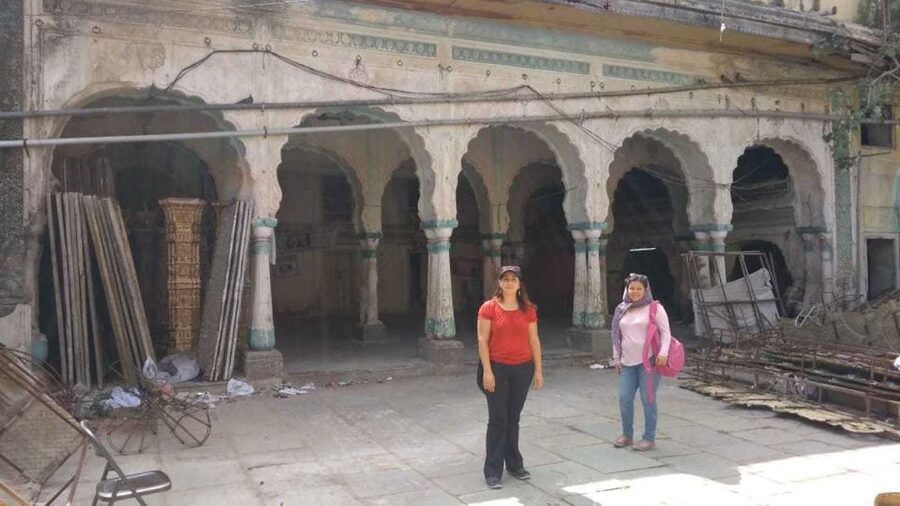 Hyderabad: Heritage Walking Tour of Old City and Charminar - Moti Mahal and Nizam palace remnants you notice only with context