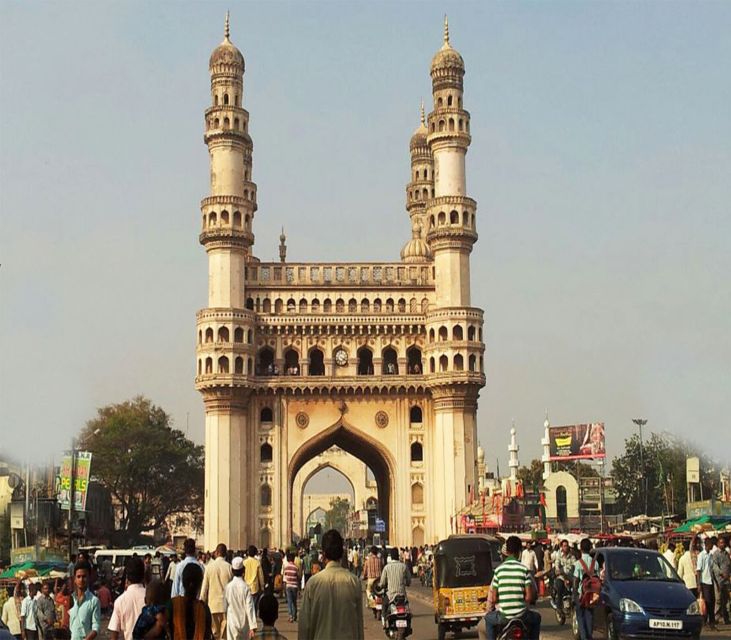 Hyderabad: Private City Tour with Evening Boat Ride - Key highlights you’ll feel right away