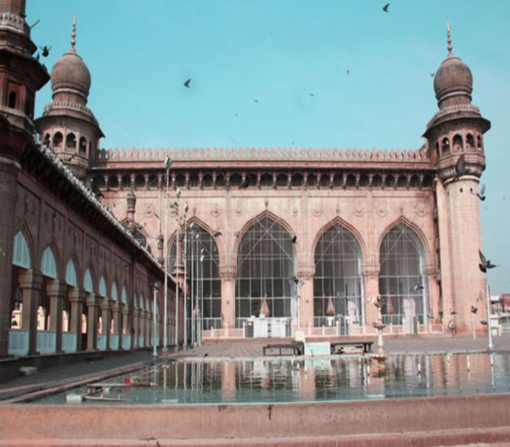 Hyderabad: Private City Tour with Evening Boat Ride - The 9-hour Hyderabad circuit, from fort walls to evening water