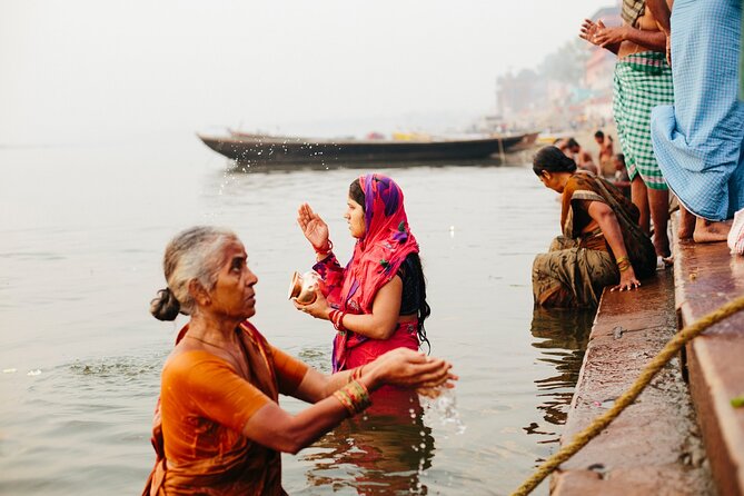 Immerse yourself in Varanasi's essence. 2 Days Tour - Price and value: what $214.60 per person really buys
