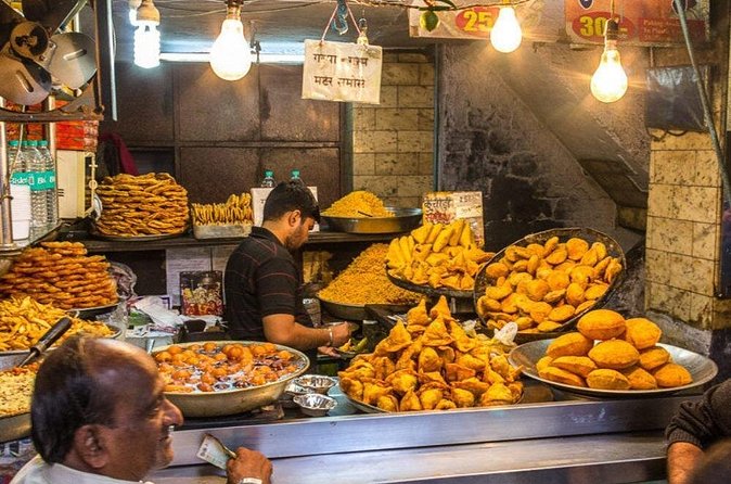 Indore Local Tour - Sarafa Bazaar: jewelry by day, street food at night, timing is everything
