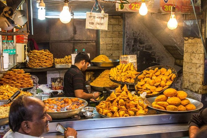 Indore Local Tour - Price and logistics: $22 for a half-day private route