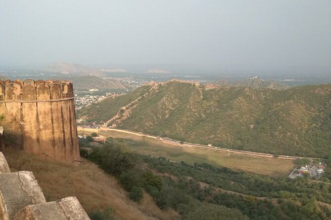 Jaipur 02 Days Private Tour with Vehicle+Professional Chauffeur - Should you book this 2-day private Jaipur tour?