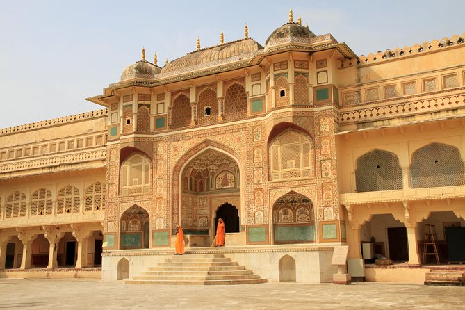Jaipur Amer Fort, Jal Mahal & Stepwell Private Half-Day Tour - Hawa Mahal: The Honeycomb Facade With 953 Windows