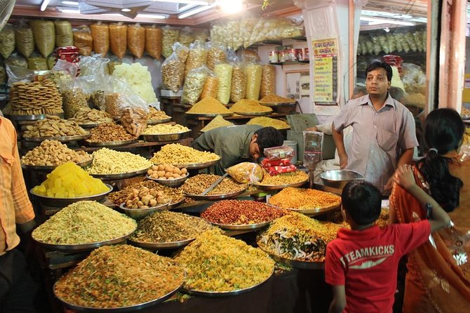 Jaipur Bazaar & Food Walking Tour - Artisan stops inside Pink City, bangles and silversmiths