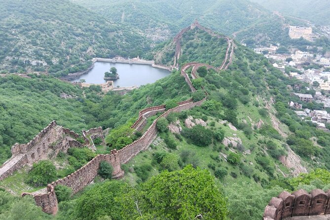 Jaipur City Full Day Luxury Private Tour - Panna Meena ka Kund Stepwell: Calm Photos Near Amer Fort