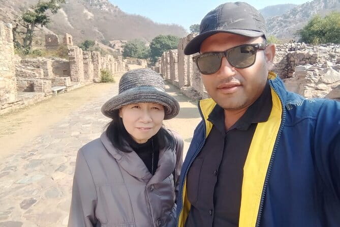 Jaipur City Heritage and Architecture Tour - Pink City strolling: lanes and market energy you can enjoy at walking speed