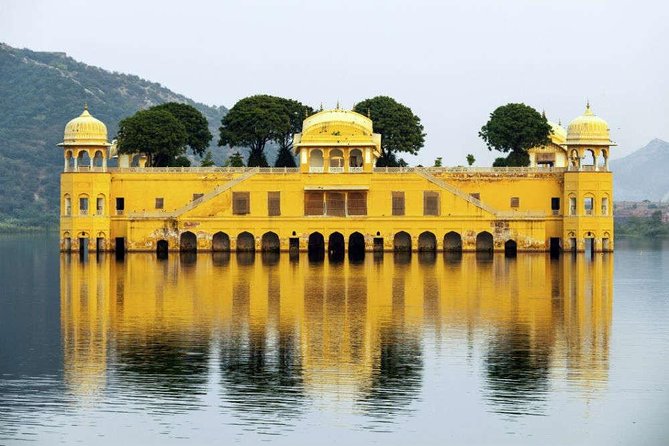 Jaipur City Private Day Tour From Delhi By Car-All Inclusive Tour - Lunch at Jaipur City Heritage Restaurant: when the all-inclusive option helps