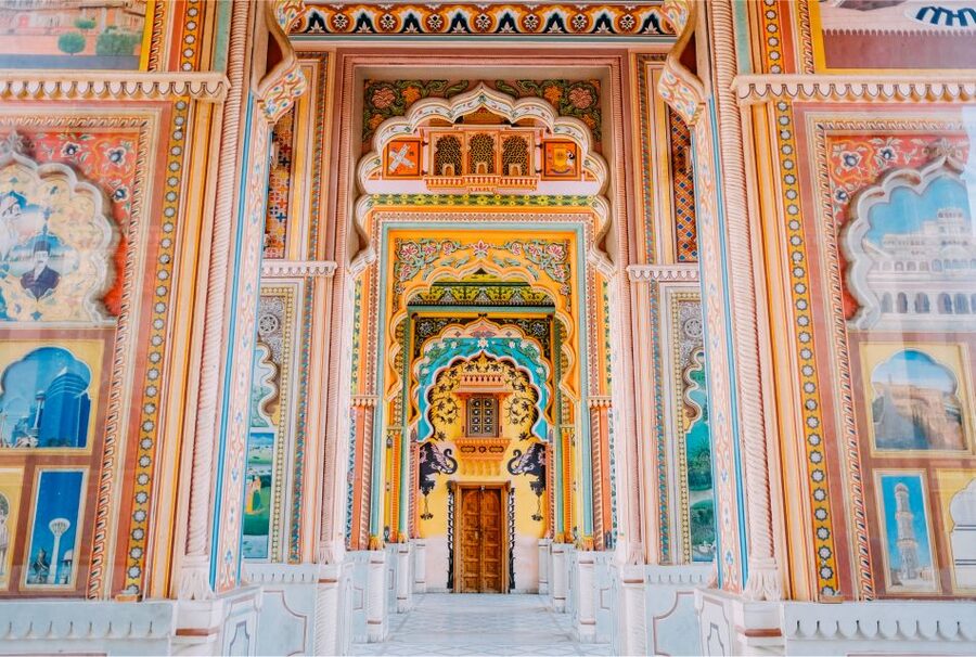 Jaipur City Tour: City Palace, Jantar, Hawa & Jal Mahal - The 5-hour Jaipur plan that hits the big landmarks