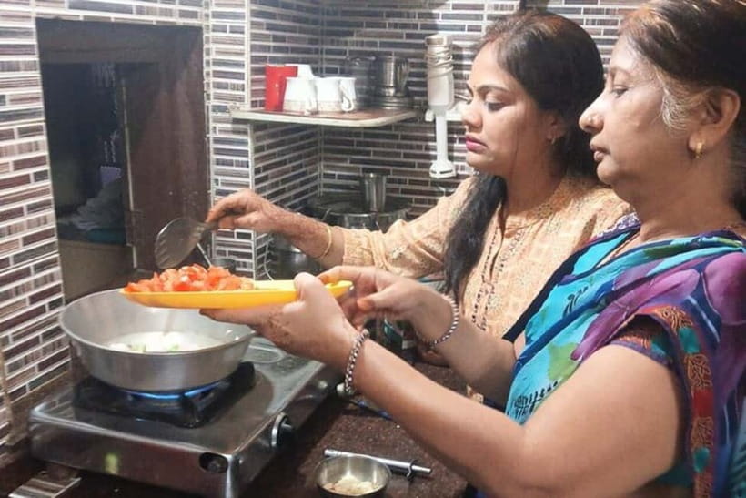 Jaipur: Cooking Class with a Local Family - Why a Jaipur home cooking class beats a restaurant meal