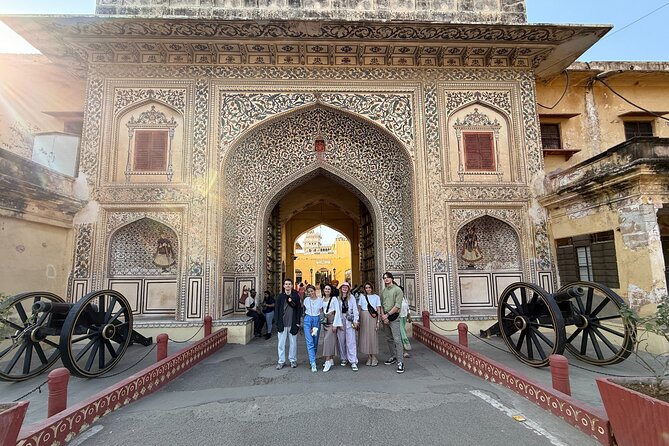 Jaipur: Full Day City Highlights Tour with Tour Guide - Why Jaipur City Highlights Works as a One-Day Plan