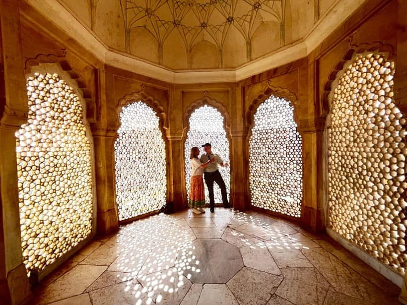 Jaipur: Full-Day City Tour with Car, Guide & Skip-the-Line - Pickup and getting around in air-conditioned comfort